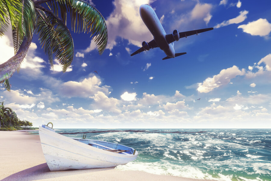 飛行機と海
